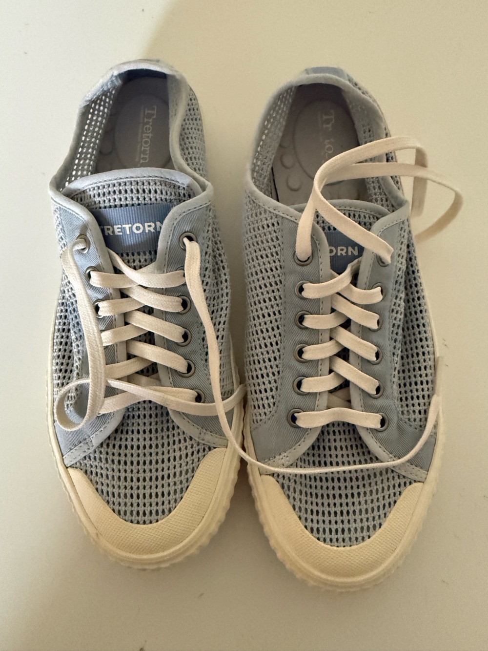 Tretorn New Women’s sz9 Light Blue Mesh Casual Sneakers